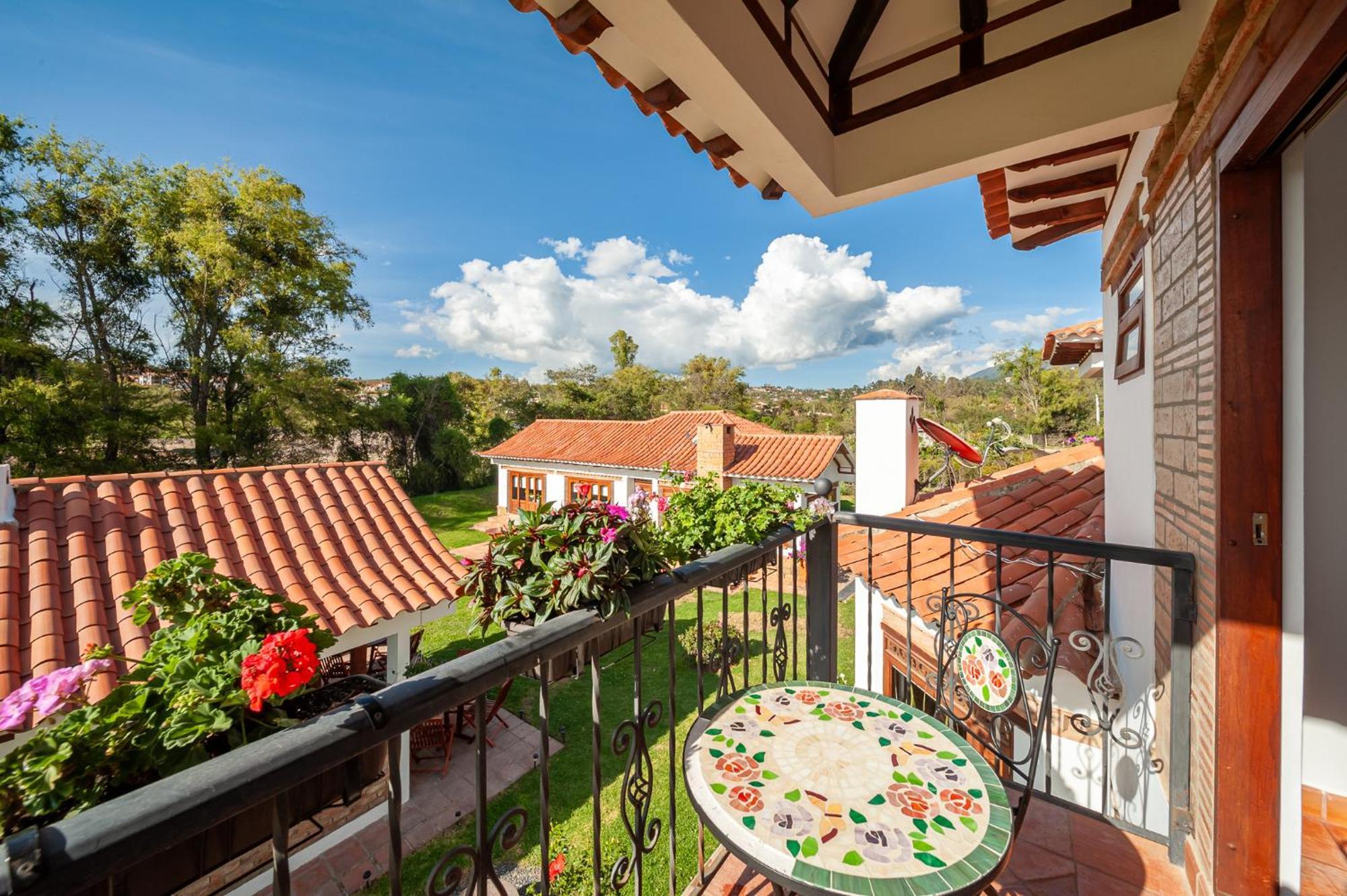 Casa De Las Flores บียาเดเลย์บา ภายนอก รูปภาพ