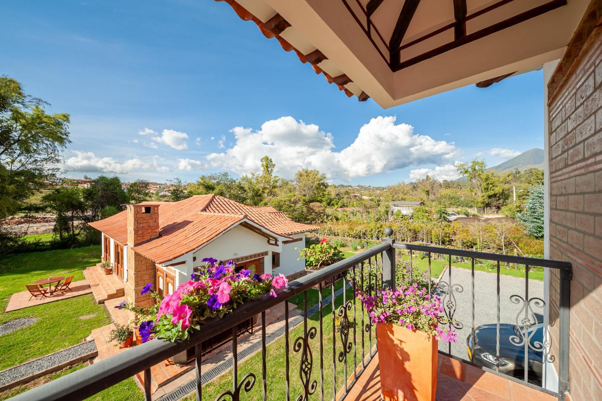 Casa De Las Flores บียาเดเลย์บา ภายนอก รูปภาพ