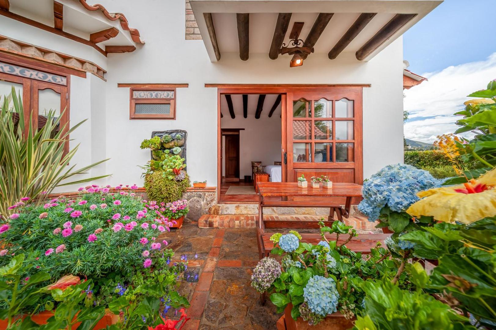 Casa De Las Flores บียาเดเลย์บา ภายนอก รูปภาพ