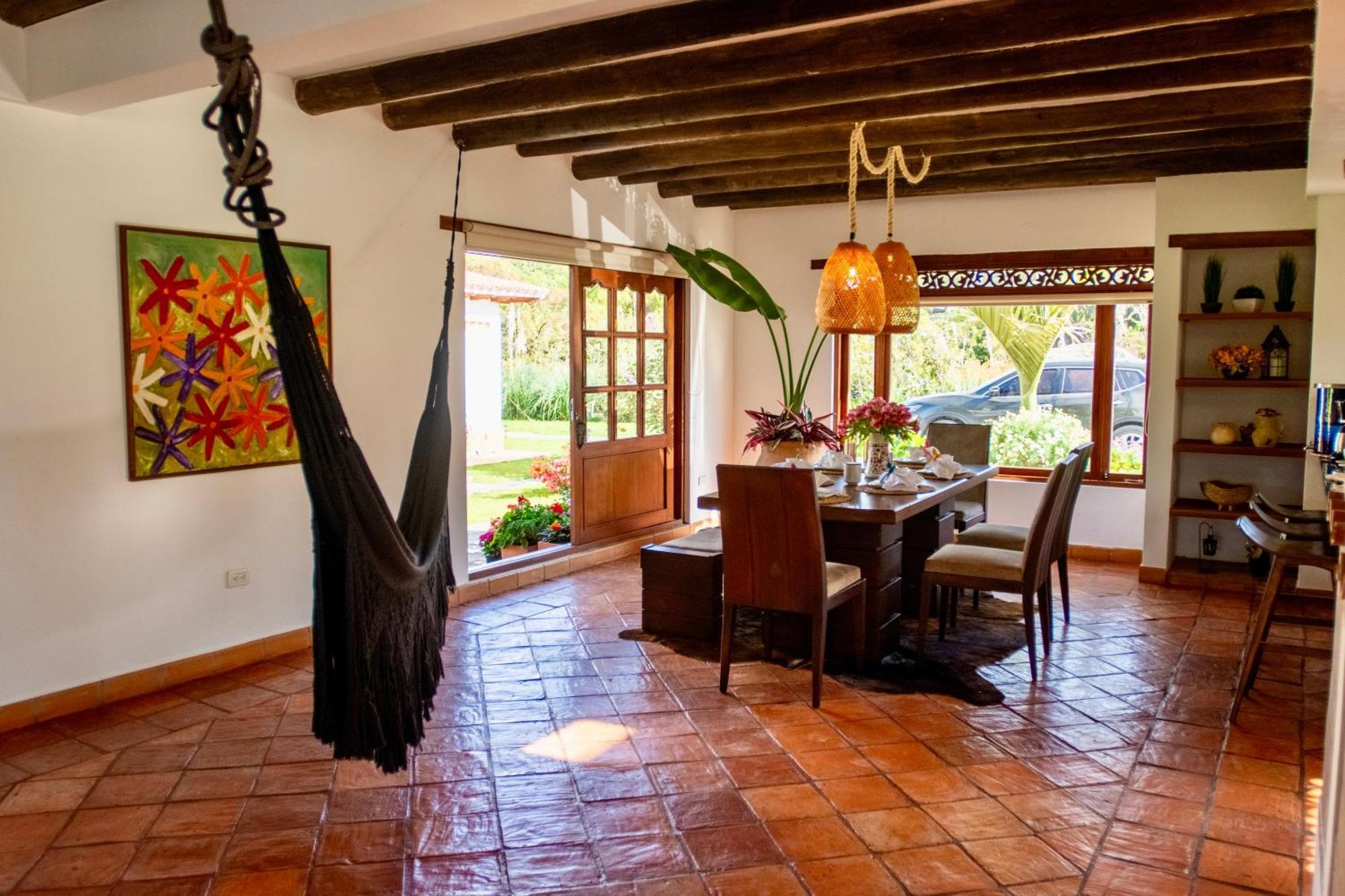 Casa De Las Flores บียาเดเลย์บา ภายนอก รูปภาพ