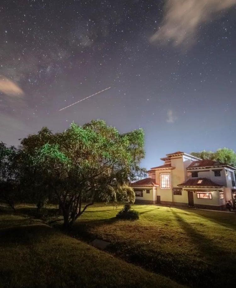 Casa De Las Flores บียาเดเลย์บา ภายนอก รูปภาพ