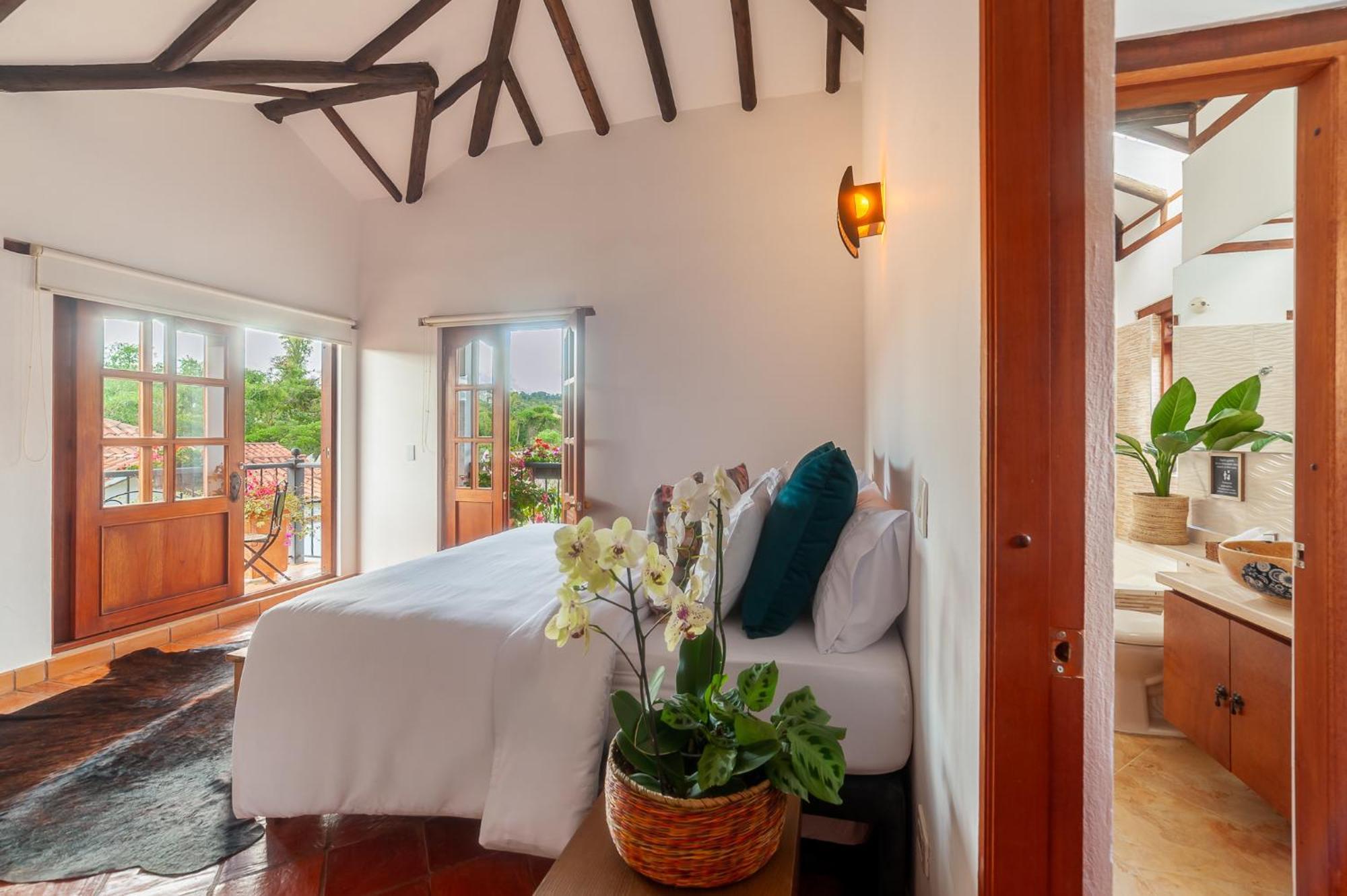 Casa De Las Flores บียาเดเลย์บา ภายนอก รูปภาพ